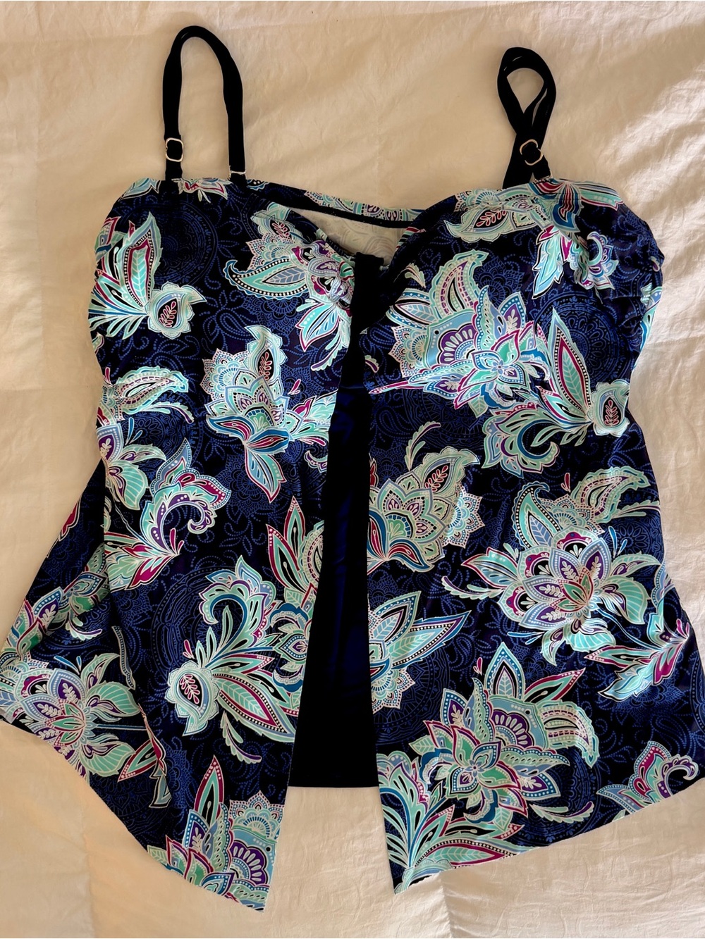 Figure Flattering Croft & Barrow Navy Floral Swim Tankini XL